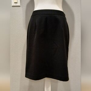 Amanda + Chelsea Classic Black Business Skirt Size 6